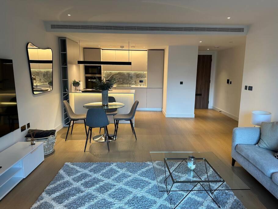 Appartamento Luxury 1 Bedroom In White 1 Minute From Westfield *