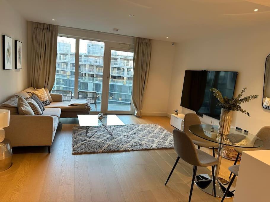 Appartamento Luxury 1 Bedroom In White 1 Minute From Westfield *